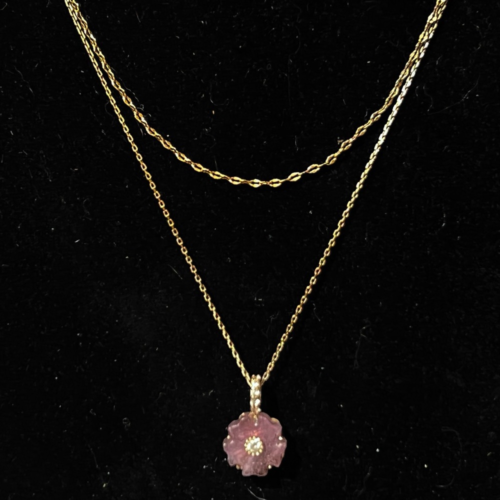 Elegant Gold Women's Necklace